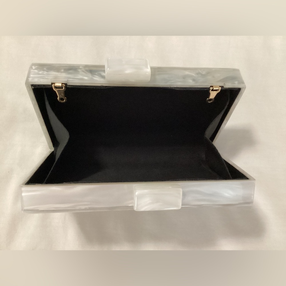Mrs. bridal clutch - Picture 7 of 7